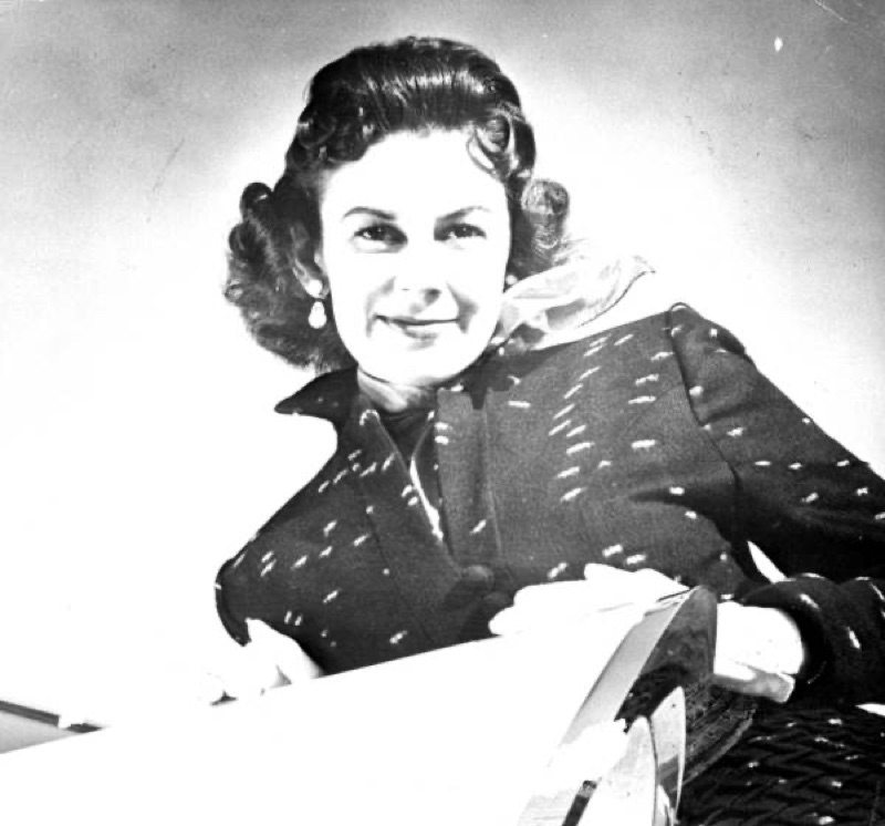 Betty Skelton Frankman, aerobatic pilot and Corvette speed-record holder